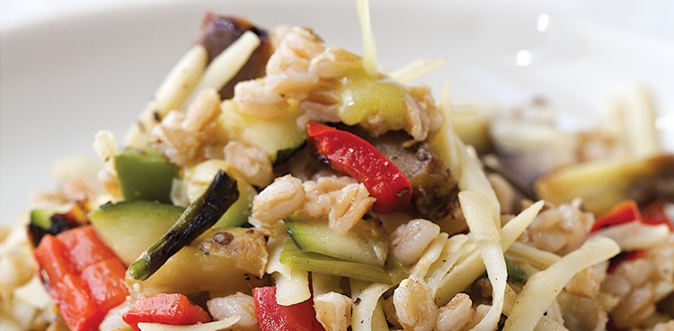 Farro salad with grilled vegetables and comte cheese