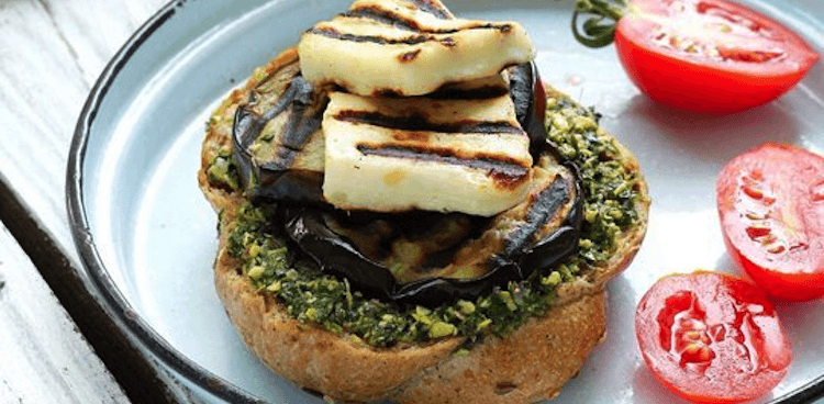 eggplant burger with halloumi