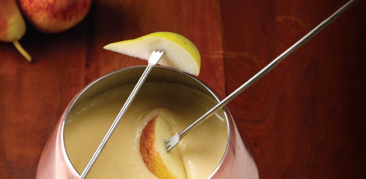 Aged White Cheddar and Cider Fondue
