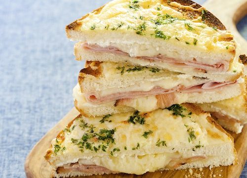 Croque-Monsieur Maker - Apparecchio con piastre triangolari per sandwich - Sandwitch Maker - Macchina per croque MosieurBomann ST 1372 CB Tostapane per sandwich 750 W - Grigio/Nero