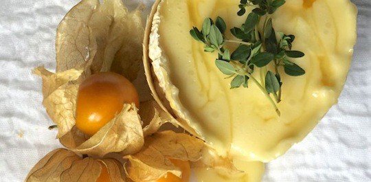 Baked Camembert with Thyme and Honey