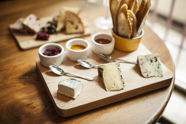 A cheese plate at Tria Cafe featuring Vermont Creamery Bonne Bouche, Tomme Crayeuse, and Arethusa Farm & Dairy Blue. Photo Credit: Steve Legato.