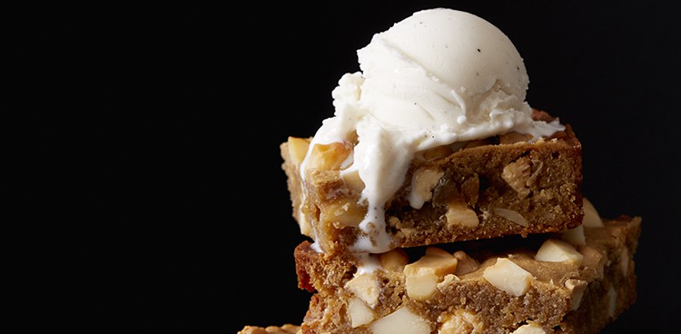 boozy blondies