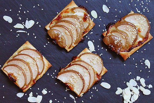 pear tart with cheese