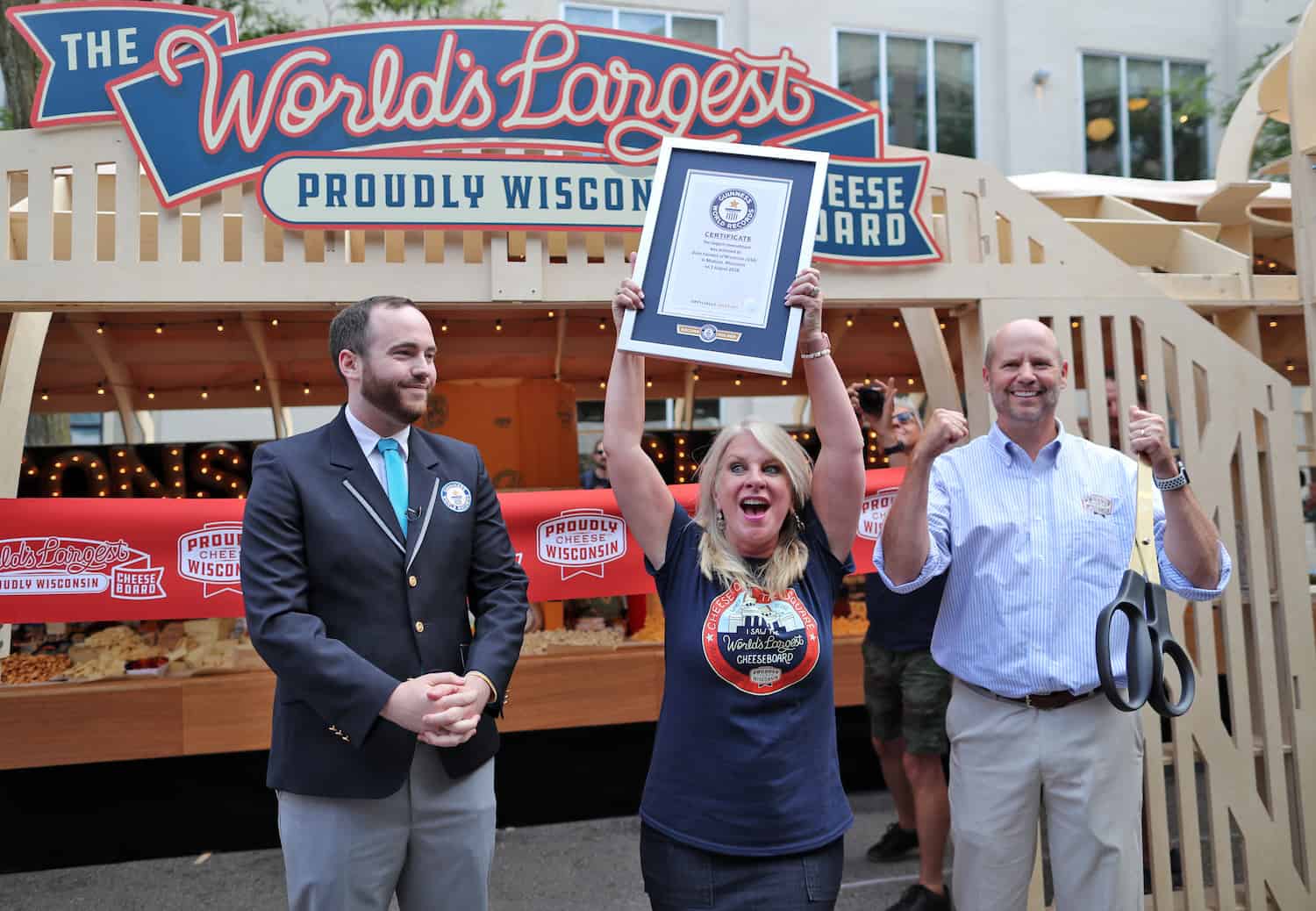 World's Largest Cheeseboard